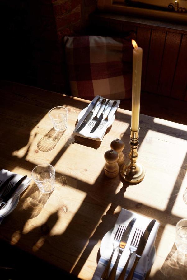 Broad Chalke The Queen'S Head מראה חיצוני תמונה
