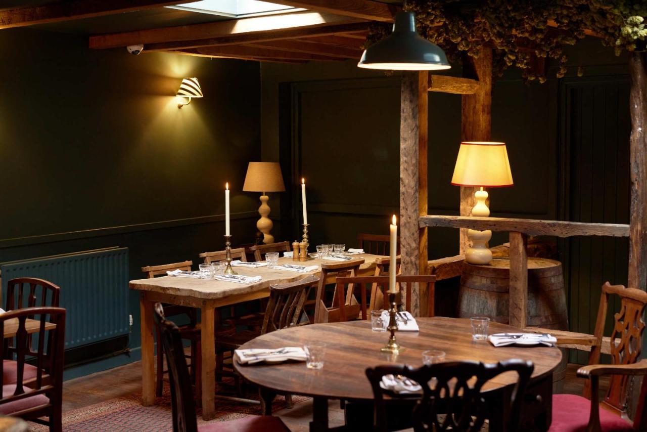 Broad Chalke The Queen'S Head מראה חיצוני תמונה